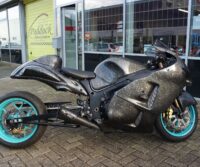 SUZUKI HAYABUSA CUSTOM BIKE PADDOCK MOTOREN